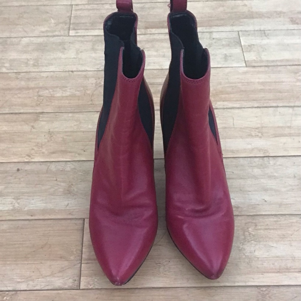 BURGUNDY SoftFlexiLeather ChicSalsaBoots, Heels - Picture 5 of 6